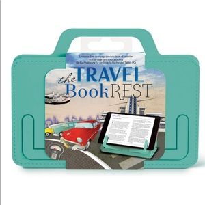 The Travel Book Rest in Green